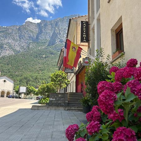 Hotel-Restaurante Badain Лафортунада- Экстерьер фото